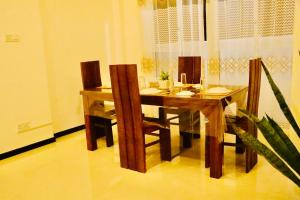 villa skylar opulent stays