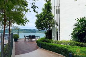 The Shore Kota Kinabalu by Five Senses