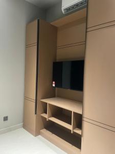 Luxury Executive Suite Antara by Enigma 2BR with Bathtub and Instant Heater Lvl 10
