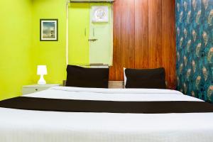 Hotel O A K Residency