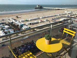 Blankenberge at Sea - ZEEDIJK