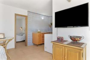 Apartamento con piscina compartida cerca del centro