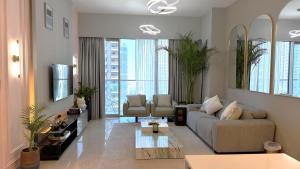 Boulevard Sea View Luxury 1 BR Next Dubai Mall