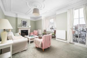 Prime Parsons Green 5 Bed house