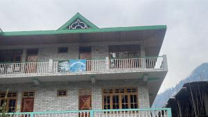 Fusion Guest House & Cafe- Chalal