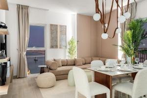 FIRST CLASS 3BR Luxury Waterfront Living