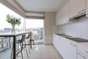 Cozy seaside apartment with terrace in central Oostende