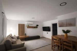 Apartamento con piscina privada Barbacoa y jardin en plena Naturaleza