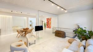 Spacious loft near City Centre, Luce CasaMia