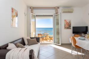 Casa Serena - Beautiful sea view with pool