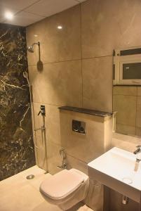 Luxury Apartment 10 mins from Airport - by Zeppelin Stays