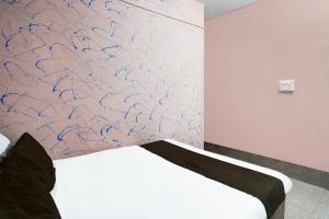 Hotel O RS RESIDENCY