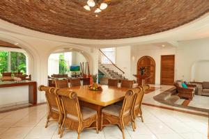 Villa Martha Garza Blanca - Private Heated Pool