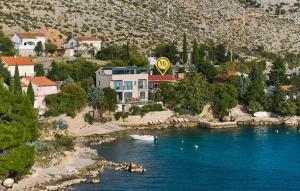 Villa Hemingway beachfront by Villas Guide