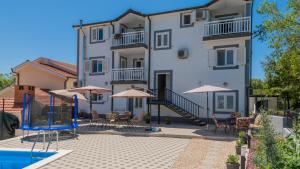 Villa Zovko in Makarska by Villas Guide