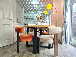 The Charm Luxury House - 8mins to NEC, Birmingham Airport