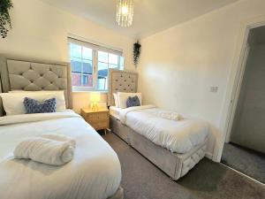 The Charm Luxury House - 8mins to NEC, Birmingham Airport