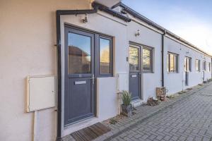 ENTR - Ground Floor Apartments in Windsor