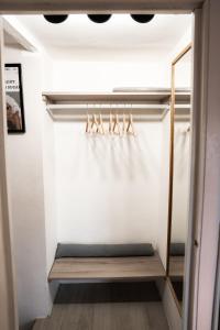 Cozy central apartment with a view of the mole