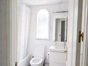 Puerto Banus! Sunny & comfy 2 bd with pool and terrace