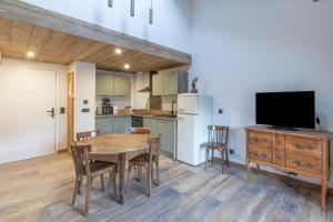 Appt 4 pers, 2 min Ski et Commerce