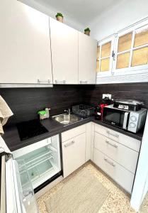 Sea View Studio with Balcony, Near Italy & Monaco