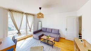 Functional Stay with Balcony