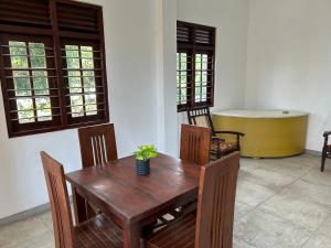 Hikka Residence 98