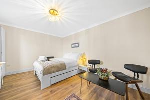 O Hill Crescent 1 Bedroom Studio - Edinburgh