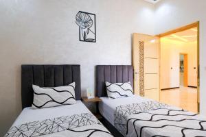 Riad Bollywood-Star Stay A