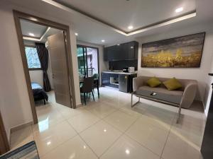 Acadia Beach Continental Pool Asset 1 Bedroom 35 Sqm