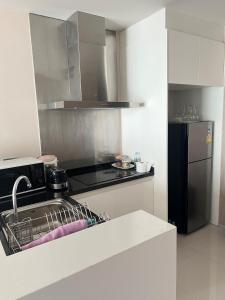 Condo in Na Jom Thien - Beach front, Min one month