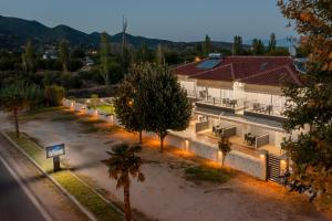 A Ponte Studios & Apartments