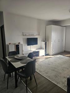 New Airport Apartment