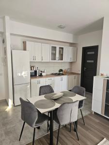 New Airport Apartment