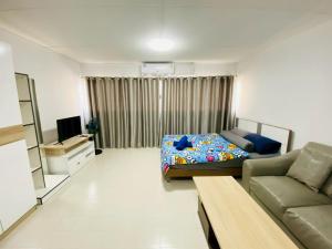 Pixie Happy Room Popular Condo C5 Cozy Private Room near IMPACT Muangthong