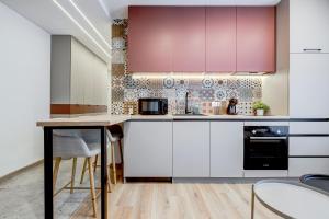 Newly Renovated Comfortable First-Floor Stay