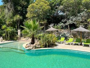 Domaine De Saint-amour - La Cascade