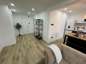 Lux 1 Bed Flat - Free Parking