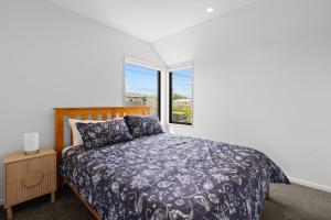 Luxury New 2Bed2Bath Minutes To CBD With Parking