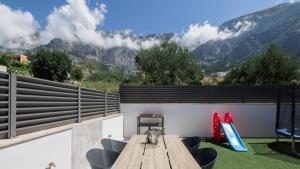 Sunny Lux Villa 3 in Makarska by Villas Guide
