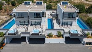 Sunny Lux Villa 3 in Makarska by Villas Guide