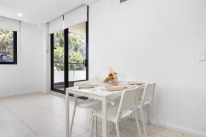 Stylish 3BR Apt– Close to Sydney Airport & CBD