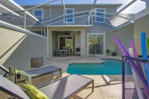 Stunning 4BR at ChampionsGate - Pool & BBQ