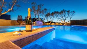 Villa Danica - Privlaka by Villas Guide