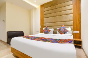 FabHotel Blu Mark