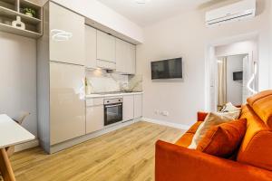 One bedroom apartment on Carlo Imbonati