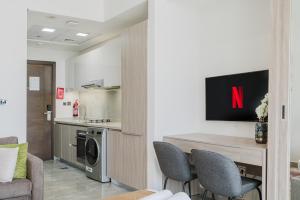 RH-Smart Studio Near Expocity & Al Maktoum Airport