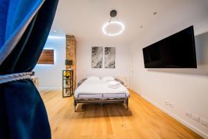 HR Quai Augustins - Notre Dame Paris