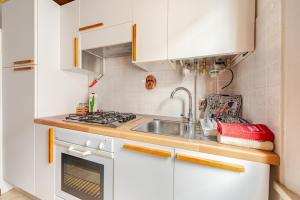 Historic Center Elegant open space luggage storage